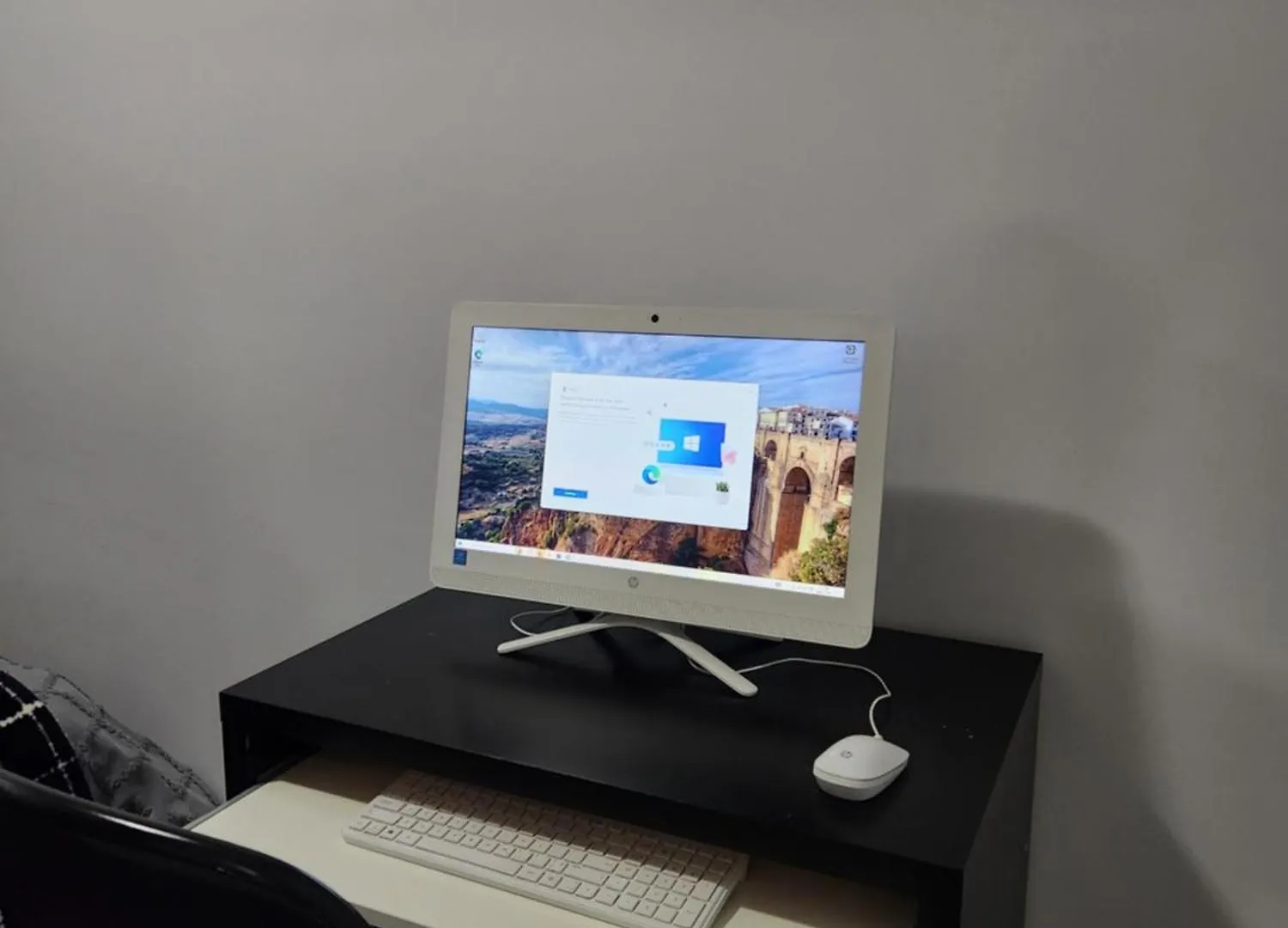 Modern 2 Bedroom Basement Suite At West Edmonton